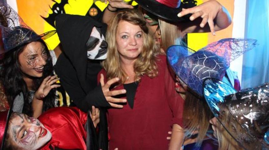 Turistlere &ouml;zel Cadılar Bayramı kutlaması