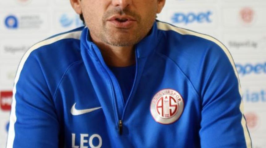 Antalyaspor Teknik Direkt&ouml;r&uuml; Leonardo Araujo: 23 galibiyet bizi puan tablosunda u&ccedil;urur