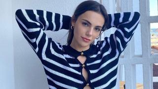 Kalp Yarası'nın yıldızı Yağmur Tanrısevsin beyazlar içinde! Dekolteli tarzına beğeni yağdı 