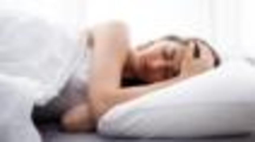 Sadece birka&ccedil; gece bile az uyumanız beyninize zarar veriyor