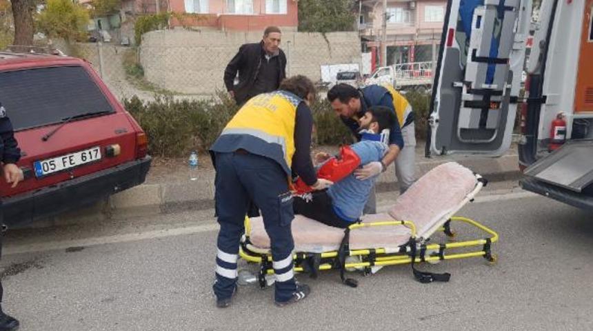 Osmancık'ta otomobil ile kamyon &ccedil;arpıştı: 1 yaralı