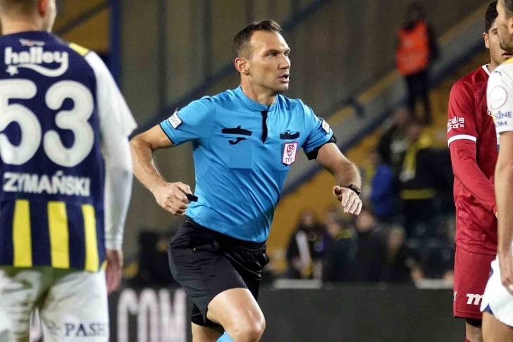 Sivasspor futbolcusu Caner Osmanpaşa'dan Fenerbahçe maçı sonrası zehir zemberek sözler! ''Bizim ekmek paramız yok mu?  Dün Pendik'e de aynısı yapıldı'' G1