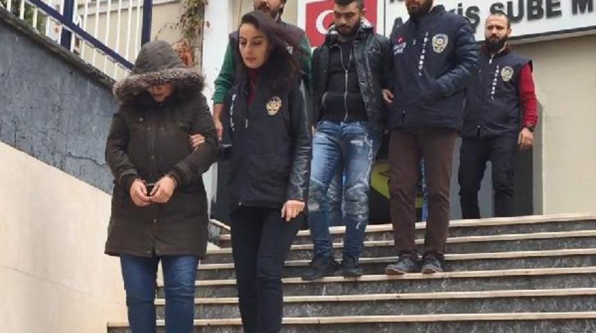 Otomobildeki boğazı kesik ceset;  Yasak aşk cinayeti &ccedil;ıktı