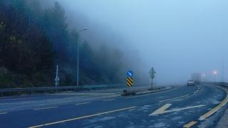Bolu Dağı'nda sis etkili oldu