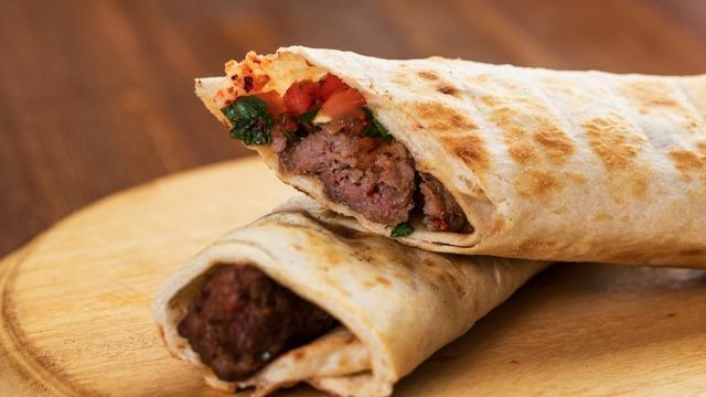 MASTERCHEF ÇÖP ŞİŞ DÜRÜM TARİFİ: Aydın'ın meşhur lezzeti çöp şiş dürüm nasıl yapılır, malzemeleri neler? Ustalara taş çıkarın