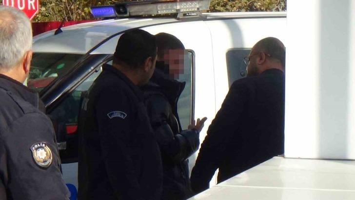 Doktorla tartıştı, ortalığı ayağa kaldırdı G2