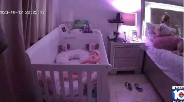 Bebek telsizinin kamerası saniye saniye cinayeti kaydetti! 13 yaşındaki çocuk yeni doğan kardeşini uyutmaya çalışan annesini bıçaklayarak öldürdü G2