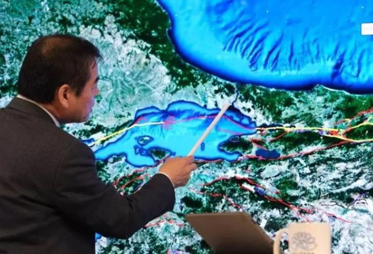 3 gün önce Bursa'yı uyarmıştı! Mudanya'daki deprem sonrası 'Büyük İstanbul depreminin habercisi olacak' diyerek açıkladı, 'tehlikeli' illeri tek tek işaretledi G2