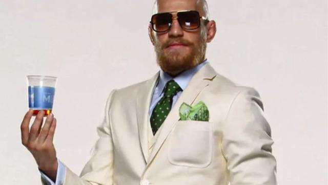 Dünyaca ünlü MMA dövüşçüsü McGregor şimdi de İrlanda Başkanlığına adaylığını koydu! Bir onlara bir bana bakın