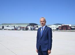 Ulaşımda hedef sınır emisyon! Ulaştırma ve Altyapı Bakanı Uraloğlu 2035 yılını işaret etti: "Her iki araçtan biri elektrikli olacak"