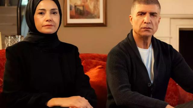 REYTİNG SONUÇLARI 25 ARALIK 2023: Kızıl Goncalar, Ne Gemiler Yaktım, Safir, Ömer reyting sonuçları birincisi