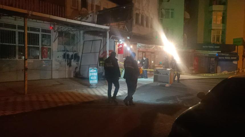 Kocaeli'de yol kenarında bıçaklanmış halde bulundu! Hastanede hayatını kaybetti