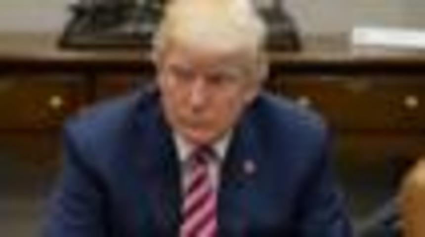 Trump&rsquo;tan Yeşil Kart vize sistemine tepki: &lsquo;Kura değil, liyakatla olmalı'