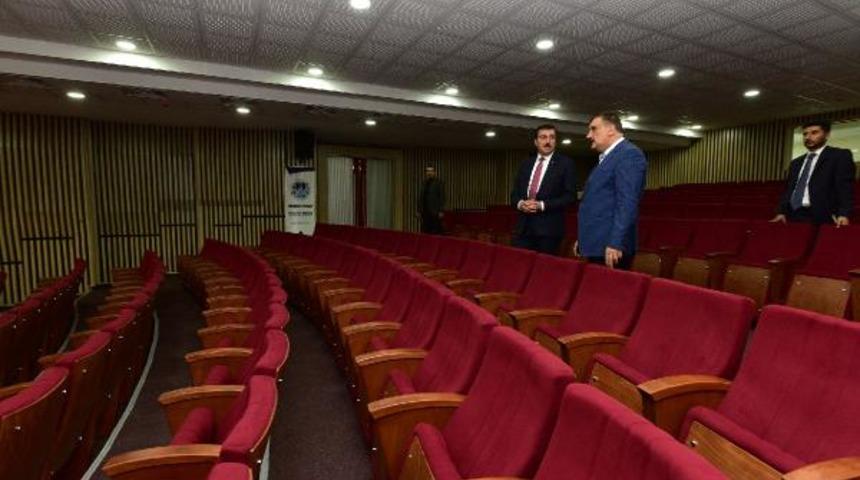 Bakan T&uuml;fenkci: Hem ter&ouml;rle m&uuml;cadele ediyoruz hem de T&uuml;rkiye'yi b&uuml;y&uuml;t&uuml;yoruz (2)