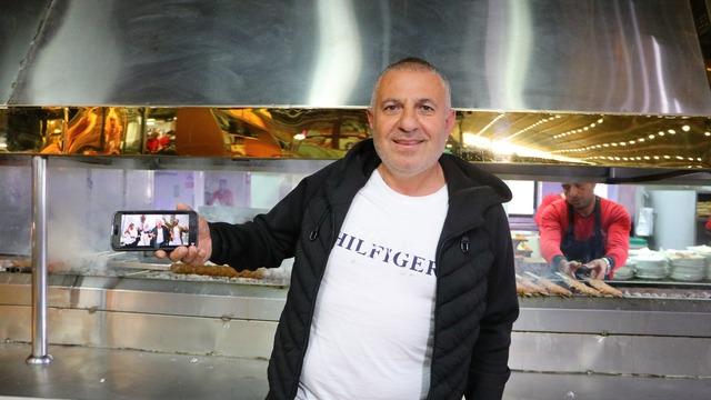 Adanalı usta, kebaba olan aşkından şarkı yazıp klip çekti