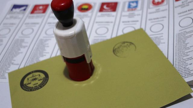 Yerel seçimlerde kimler oy kullanabilir, kimler oy kullanamaz? Yerel seçimlerde oy kullanma kriterleri neler?