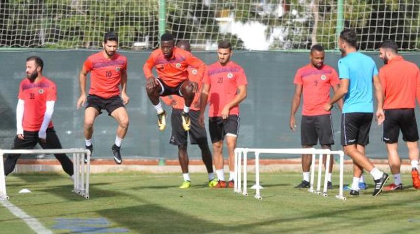 Aytemiz Alanyaspor'da, Evkur Yeni Malatyaspor hazırlıkları s&uuml;r&uuml;yor