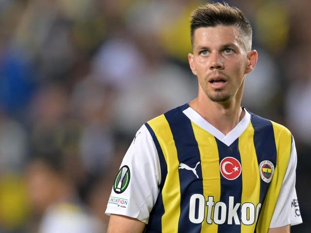 Fenerbahçe'de derbi öncesi sakatlık şoku! Yıldız oyuncu ameliyat bile edilebilir