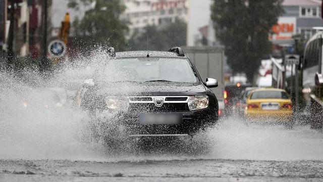SON DAKİKA |  Meteoroloji İstanbul için saat verdi! Vatandaşlar dikkat: Kuvvetli olacak