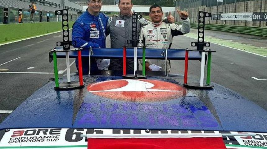 &Uuml;mit &Uuml;lk&uuml;'den İtalya zaferi