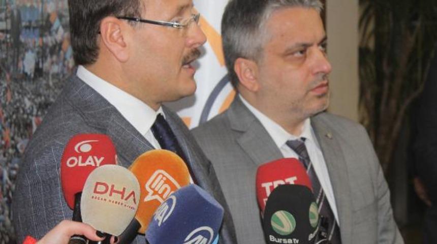 &Ccedil;avuşoğlu: CHP'nin medeniyet tasavvuru, eşcinsel kotasına eşitlenmiştir