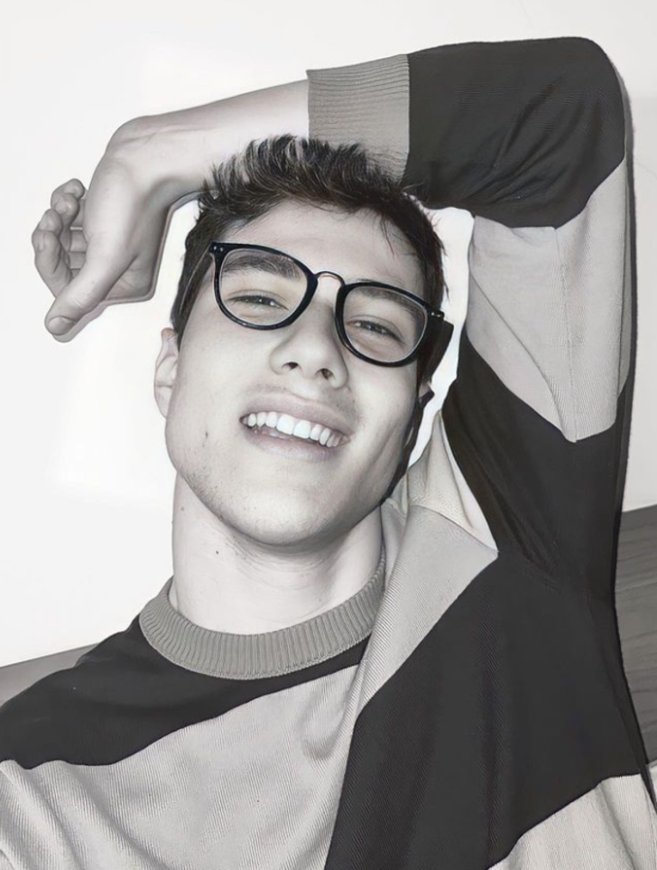 İtalya'nın 'en yakışıklı erkeği' olarak anılıyordu! Modellik kariyerini bırakıp rahip oldu... "Hayatımın en iyi deneyimi" G5