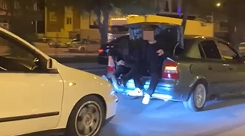 Görüntüler sosyal medyada yayıldı... Barajda tehlikeli yolculuk! Ekipler harekete geçti