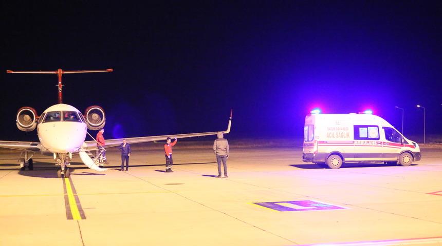 Kalp krizi geçiren Sarıkamış Belediye Başkanı Hayali, ambulans uçakla Ankara'ya sevk edildi