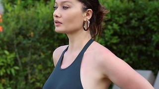 Nurgül Yeşilçay kasığına kadar yırtmacıyla olay oldu! Değişmeyen güzellik
