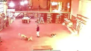 Maltepe'de dehşet anları! Sobaya döktüğü tiner pahalıya patladı