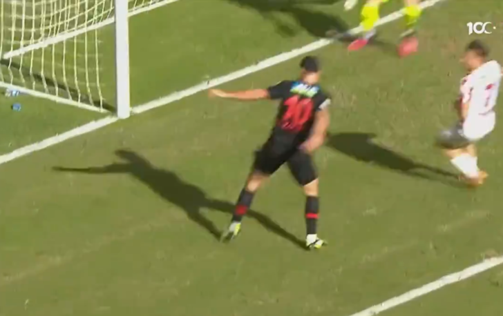 Fatih Karagümrük forması giyen Güven Yalçın çok acayip bir gole imza attı! G1