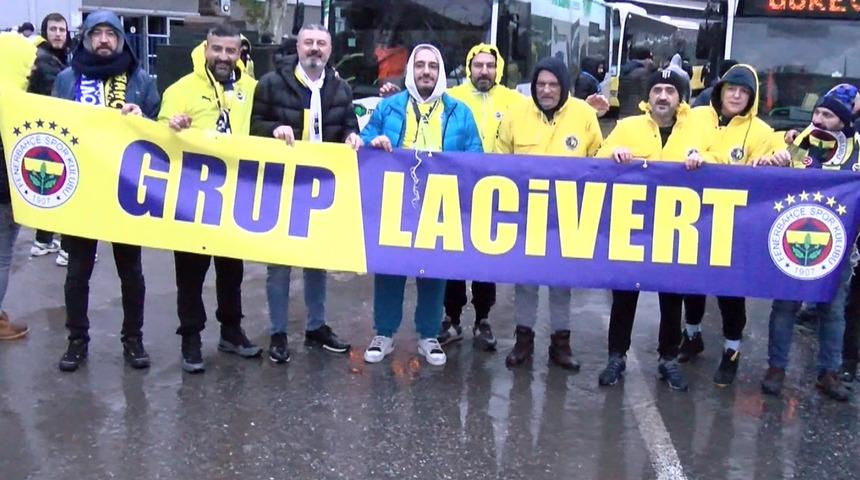 Fenerbahçe taraftarları, 25 otobüsle derbiye gidiyor