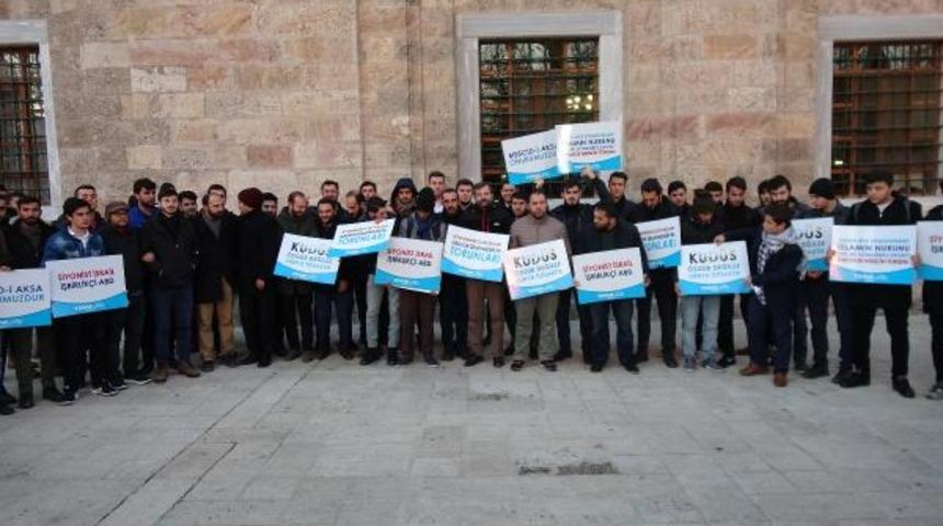 Bursa'da Ulu Cami'de namaz sonrası 'Kudüs' protestosu