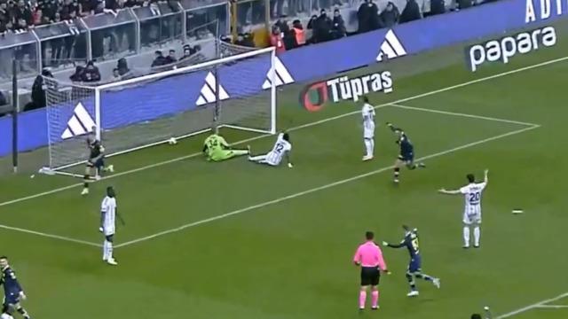 Fenerbahçe'nin golünde Amartey kalakaldı, taraftarı çileden çıkardı! Beşiktaş taraftarından büyük tepki