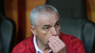 Fenerbahçe derbisinde Beşiktaş'a şok üstüne şok! Her şey 7 dakikada oldu, Siyah-Beyazlılar'da Rıza Çalımbay iki zorunlu değişiklik yaptı