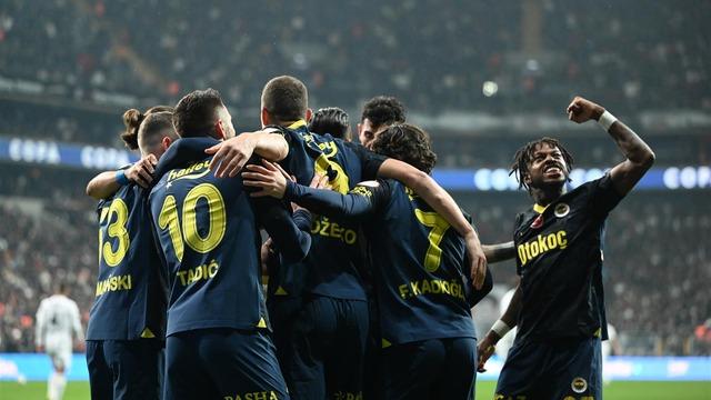 Fenerbahçe, Beşiktaş derbisinde bir ilke imza attı! 7 maç sonra gelen galibiyette gizli detay 