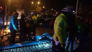 Bolu'da dehşet! Otomobil, traktör bayisine girdi, araçtan fırlayan kadının ayağı kapıya sıkıştı