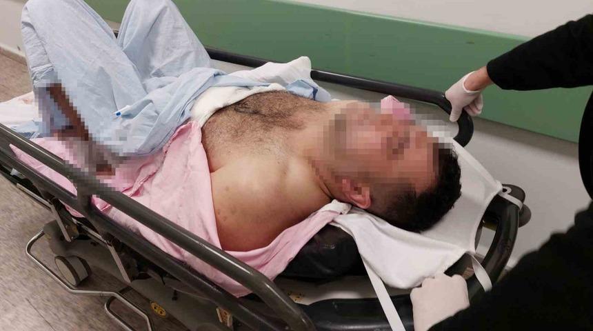 Kız meselesi kanlı bitti! Sokak ortasında defalarca bıçakladı