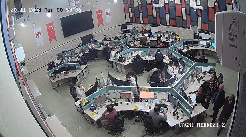 112 Acil Çağrı Merkezinde telefonların susmadığı o gece! Batman’da 4 kişinin öldüğü selde yaşadıklarını böyle anlattılar: "6 Şubat depremine gittim tekrardan"