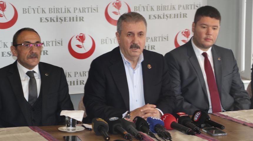 Mustafa Destici'den sokak köpekleri için dikkat çeken öneri! Atatürk'ün onayladığı genelgeyi örnek gösterdi