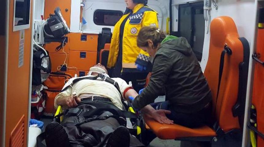 Alkollü sürücünün kullandığı kamyonet dereye uçtu: 1 yaralı