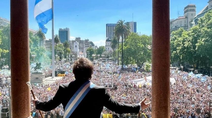 Arjantin Merkez Bankası'nı kapatacağını açıklamıştı! Arjantin’in yeni Devlet Başkanı Javier Milei göreve başladı