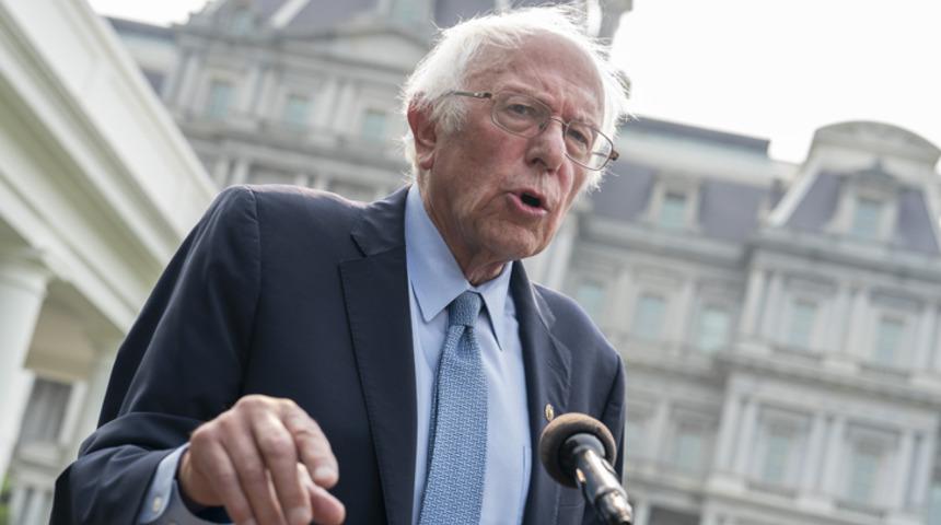 ABD'li Senatör Bernie Sanders'tan ülkesine veto tepkisi!