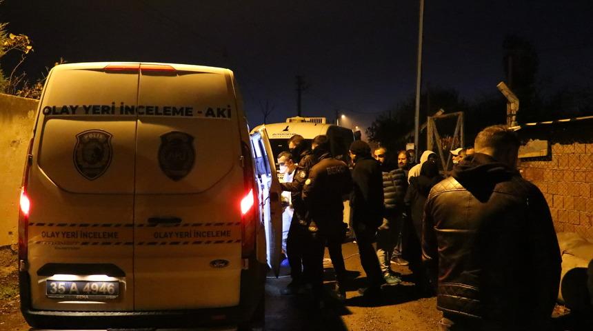 İzmir'de oğlu tarafından bıçaklanan anne yaşamını yitirdi