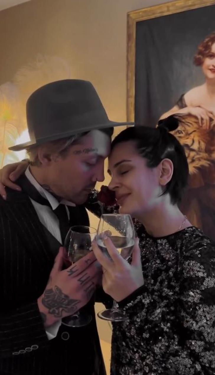 Deniz Akkaya önce Eylül Öztürk'ün kocası Kenan Özkan'a ağır küfürler etti! Sonra da swinger iddiasıyla ortalığı karıştırdı G3