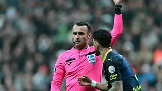 Beşiktaş - Fenerbahçe maçının hakemi Atilla Karaoğlan'a olay ceza!