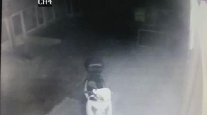 Erkek arkadaşı ile tartışan Kırgız kadın balkondan düşerek öldü