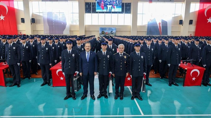Mersin’de 446 polis adayı mezun oldu