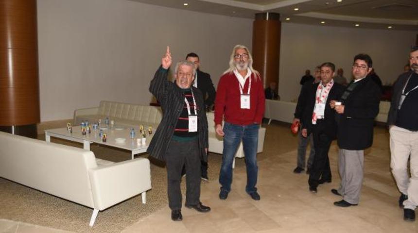 Antalyaspor'da genel kurul yapılmadı