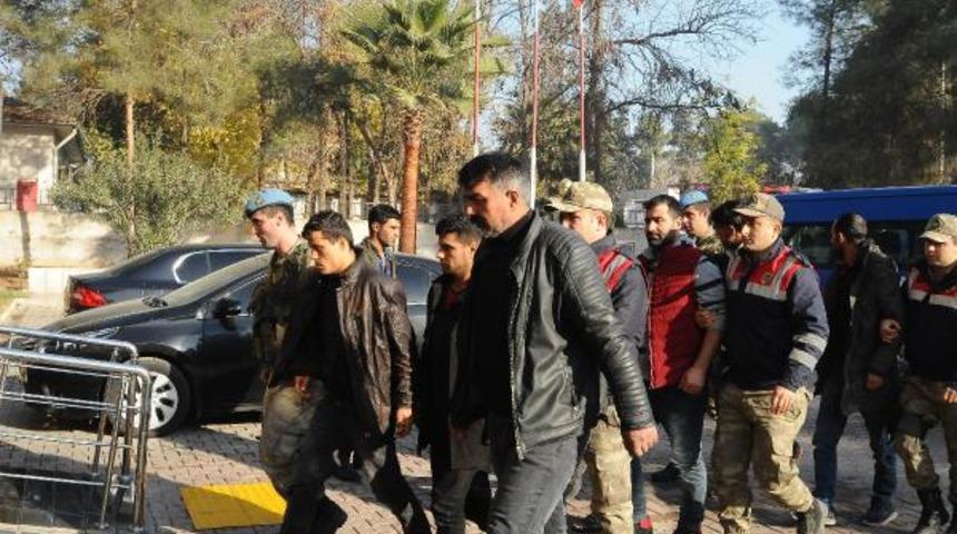 PYD'de katılmak için yasaklı bölgeye giren 7 PYD'li gözaltında